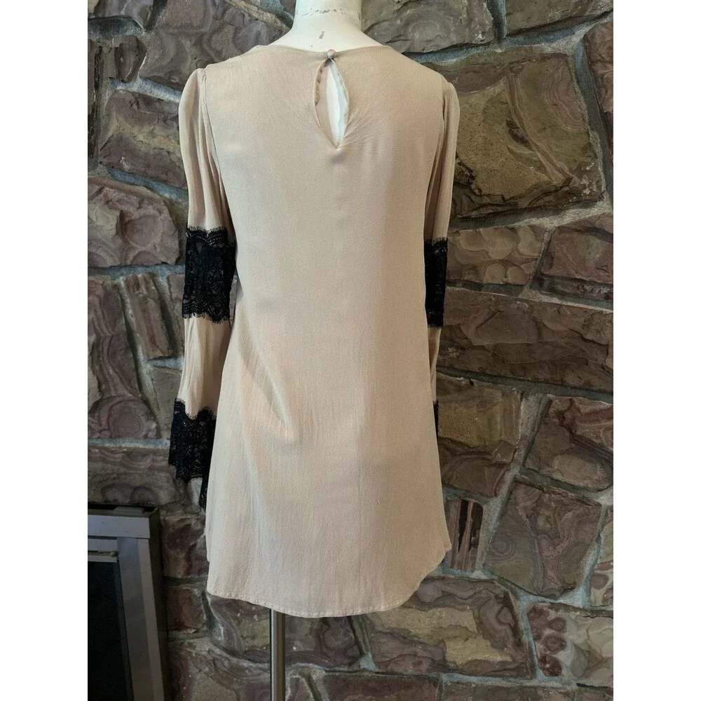 Blouson Mini‎ DressDress beige bell Sleeve Sz Small silk lace mini dress